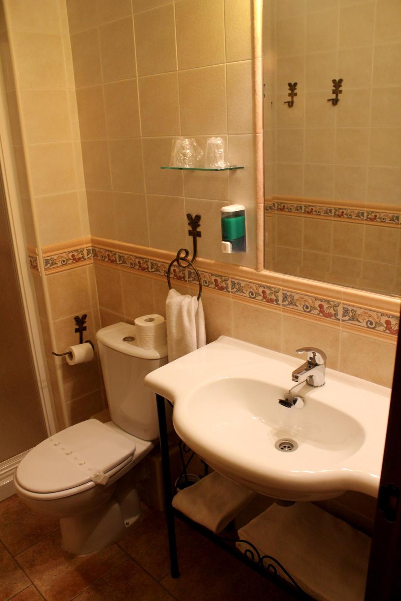 Hostal San Pedro Куэнка Экстерьер фото