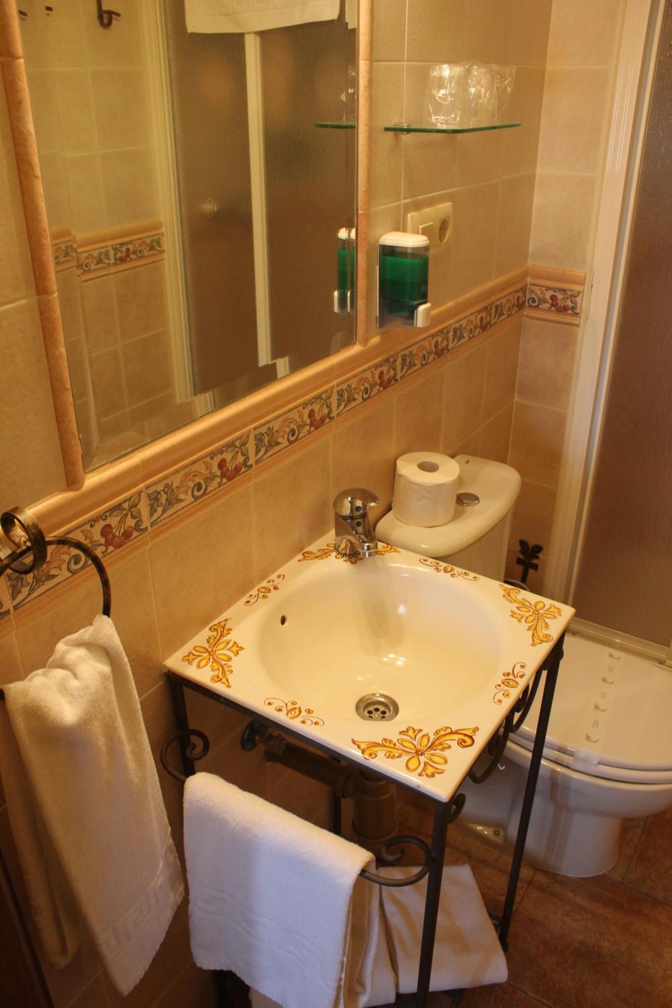 Hostal San Pedro Куэнка Экстерьер фото