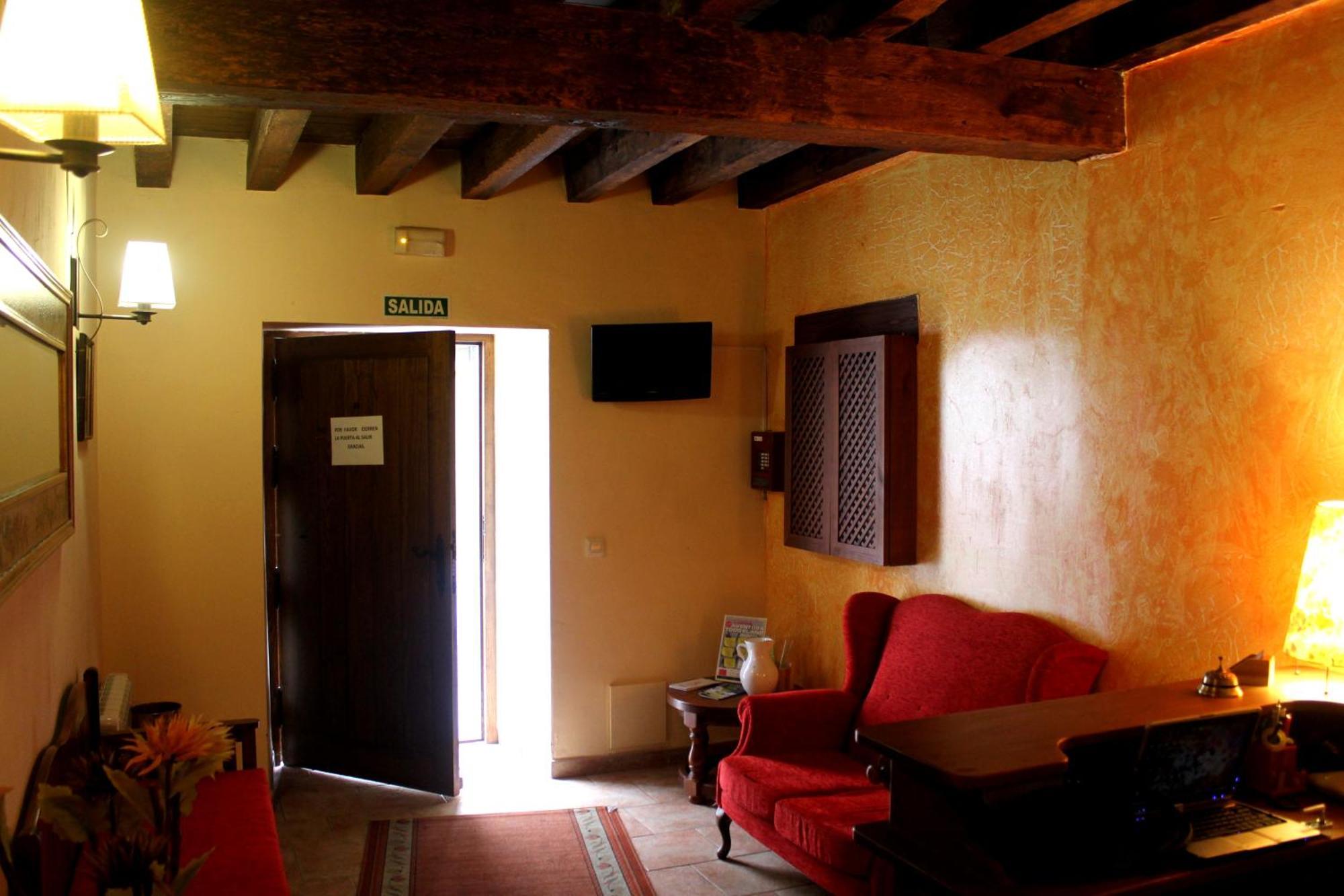 Hostal San Pedro Куэнка Экстерьер фото